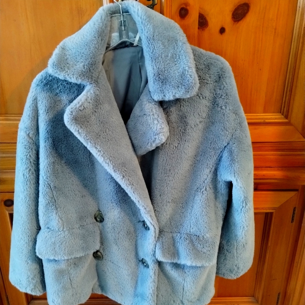 Free People Kate fur jacket..light gray